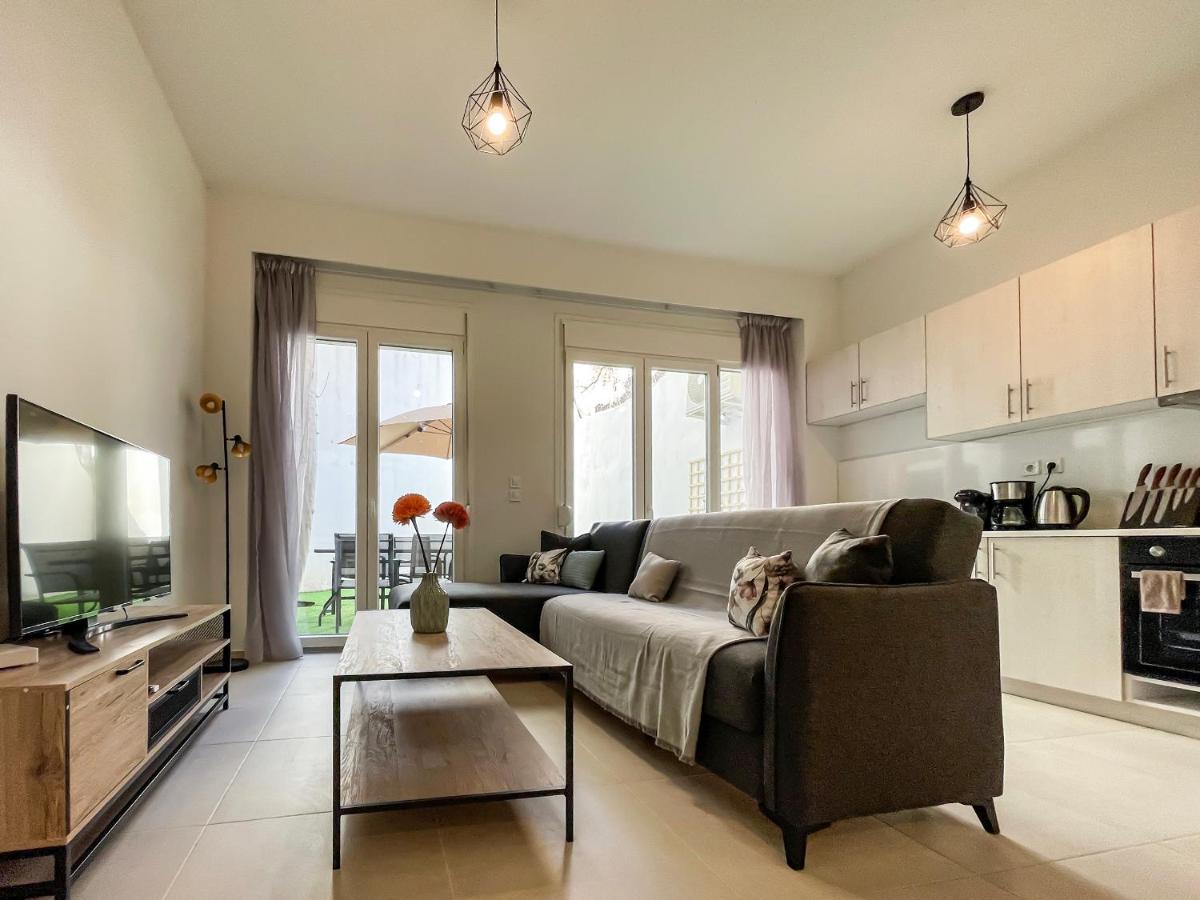 Apartamento Soho Modern 55Sqm Studio With Secret Garden Atenas Exterior foto